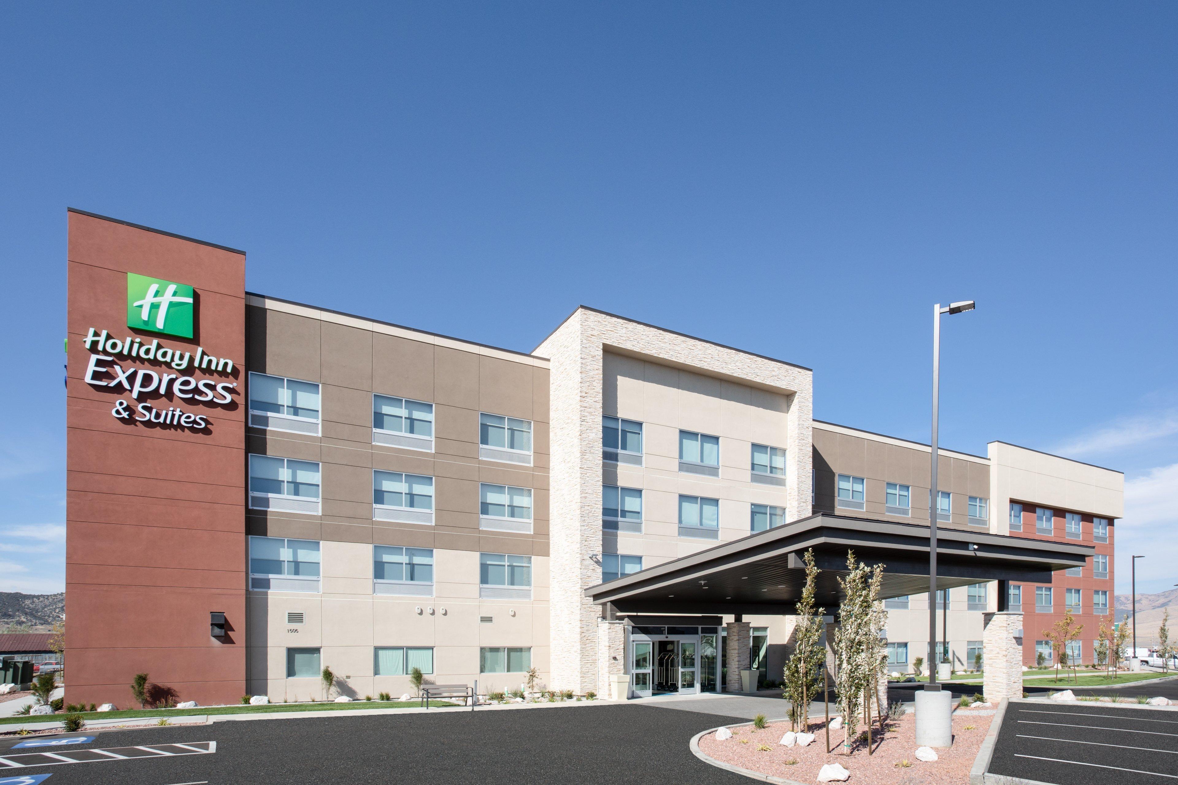 Holiday Inn Express & Suites - Ely By Ihg Exterior foto