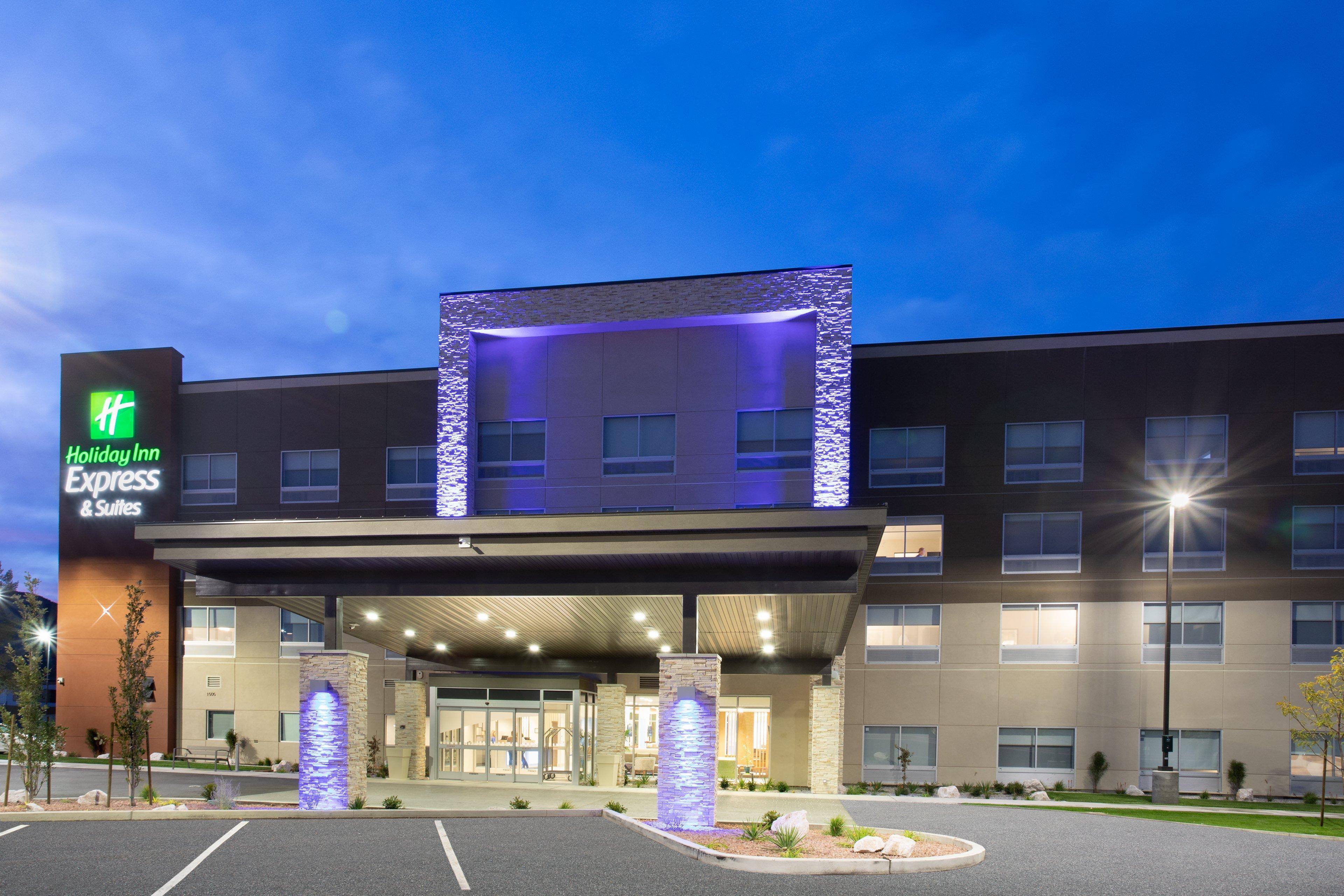Holiday Inn Express & Suites - Ely By Ihg Exterior foto