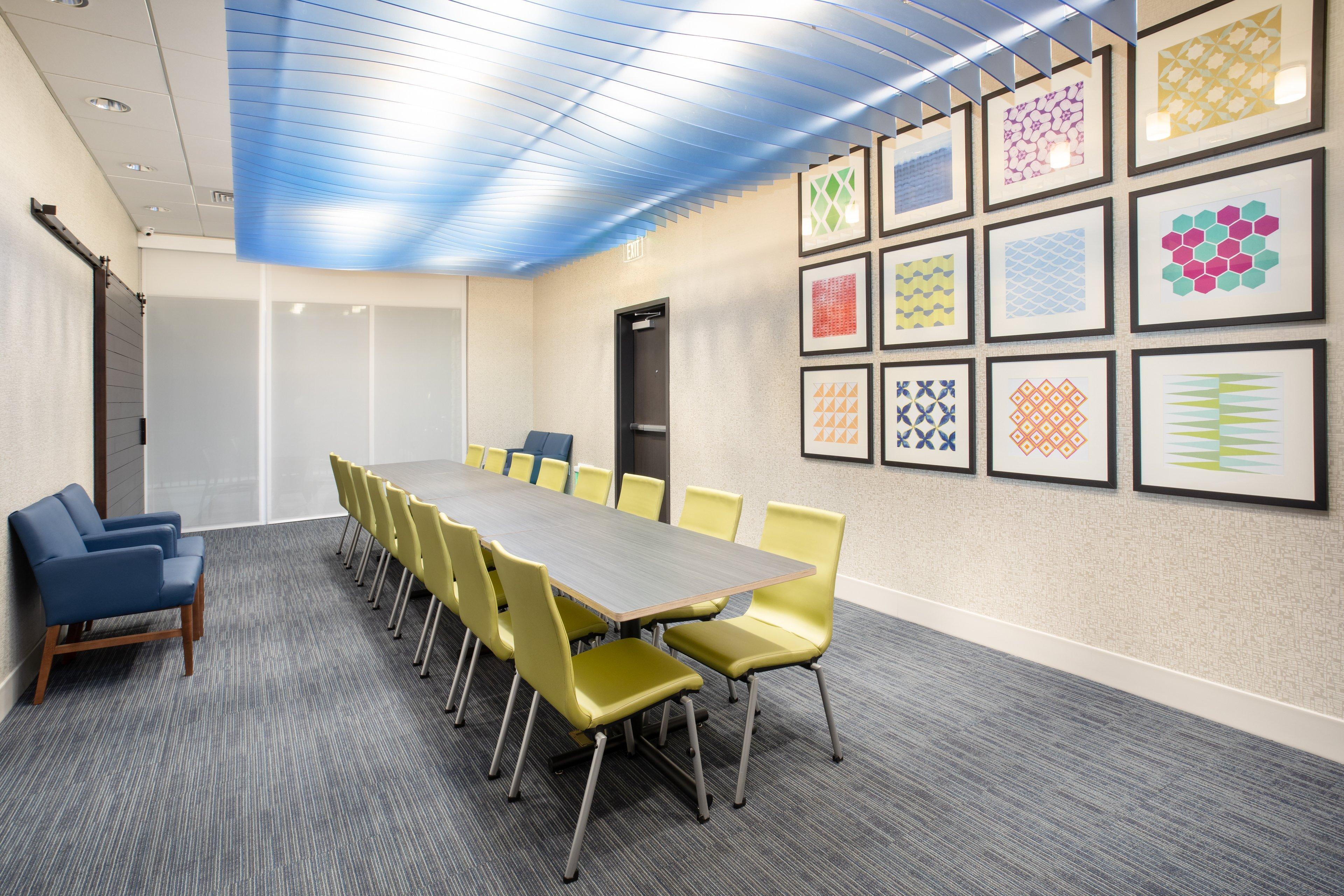 Holiday Inn Express & Suites - Ely By Ihg Exterior foto
